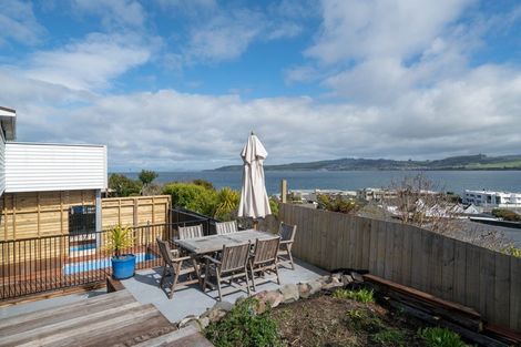 Photo of property in 14 Hinerau Grove, Waipahihi, Taupo, 3330