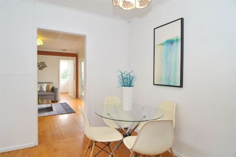 Photo of property in 50 Beaubank Road, Kelston, Auckland, 0602