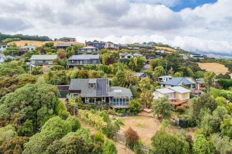 Photo of property in 36 Bayview Crescent, Duvauchelle, 7581