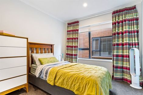 Photo of property in 186 Hobsonville Point Road, Hobsonville, Auckland, 0616