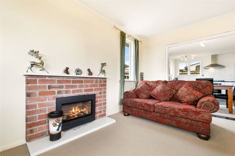 Photo of property in 24 Addison Street, Blockhouse Bay, Auckland, 0600