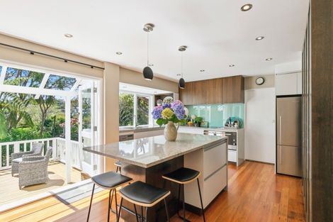 Photo of property in 22 Woodmancote Road, Khandallah, Wellington, 6035