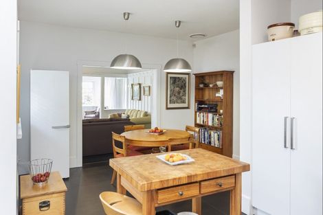 Photo of property in 55 Kotare Street, Fendalton, Christchurch, 8041