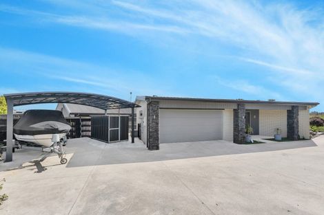 Photo of property in 15a Goble Road, Clarks Beach, Pukekohe, 2679