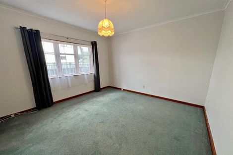 Photo of property in 1/945 High Street, Avalon, Lower Hutt, 5011