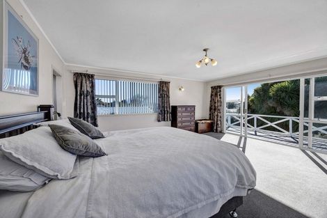 Photo of property in 16 Reid Avenue, Hawera, 4610