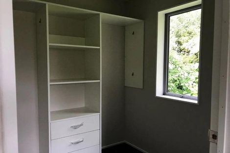 Photo of property in 15 Walnut Lane, Browns Bay, Auckland, 0630