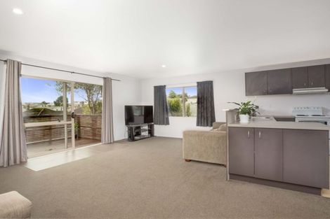 Photo of property in 20a Levant Street, Cannons Creek, Porirua, 5024