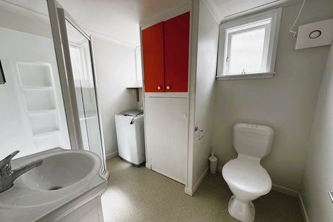 Photo of property in 11 Owen Street, Newtown, Wellington, 6021