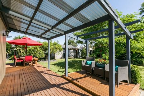 Photo of property in 52 Meeanee Road, Taradale, Napier, 4112