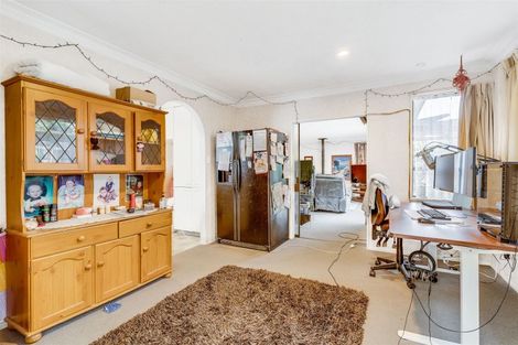 Photo of property in 70 Sarabande Avenue, Redwood, Christchurch, 8051