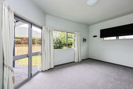 Photo of property in 135 Milton Road, Bluff Hill, Napier, 4110