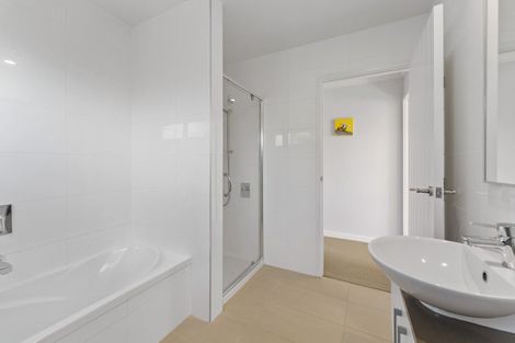 Photo of property in 18 Chateau Crescent, Rangatira Park, Taupo, 3330