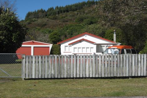 Photo of property in 38 Motuoapa Esplanade, Motuoapa, 3382