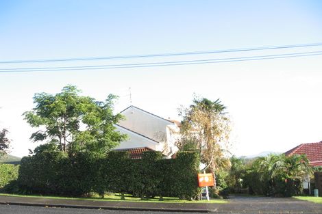 Photo of property in 84 Mellons Bay Road, Mellons Bay, Auckland, 2014