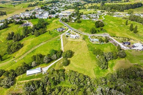 Photo of property in 20 Matai Drive, Maungaturoto, 0520