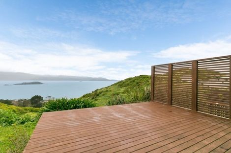 Photo of property in 23 Edgecombe Street, Newlands, Wellington, 6037