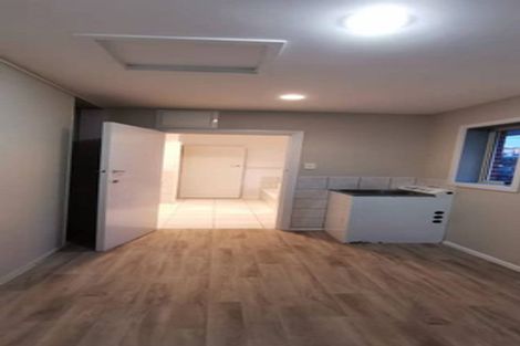 Photo of property in 25 Greenhurst Street, Sockburn, Christchurch, 8042