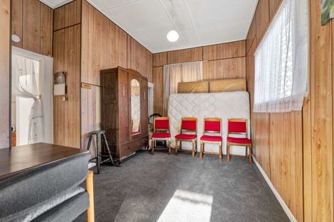 Photo of property in 17 Milmoe Street, Hawera, 4610
