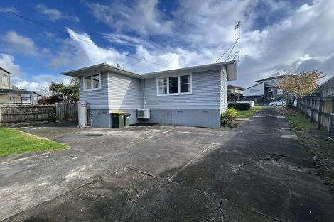 Photo of property in 10 Wood Avenue, Howick, Auckland, 2014