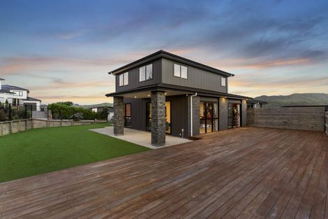 Photo of property in 2 Opaoa Way, Aotea, Porirua, 5024