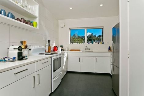 Photo of property in 79 Hadfield Street, Beach Haven, Auckland, 0626