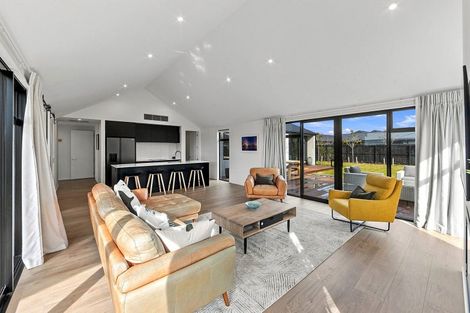 Photo of property in 24 Edward Law Boulevard, Prebbleton, 7604