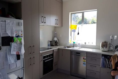 Photo of property in 19 Glennandrew Drive, Half Moon Bay, Auckland, 2012