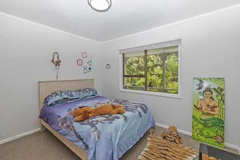 Photo of property in 21 St James Avenue, Helensville, 0800
