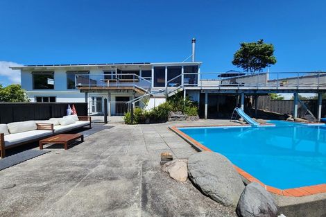 Photo of property in 12 Dowman Street, Urenui, 4375