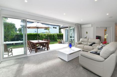 Photo of property in 5 The Circle, Manly, Whangaparaoa, 0930