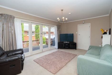 Photo of property in 6 English Street, St Andrews, Hamilton, 3200