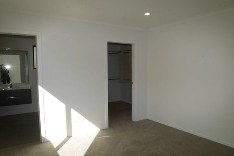 Photo of property in 13 Rongomau Lane, Raumati South, Paraparaumu, 5032