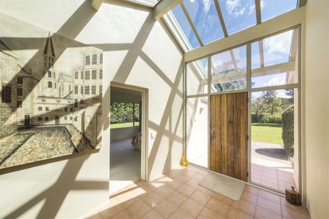 Photo of property in 324 Turitea Road, Turitea, Palmerston North, 4472