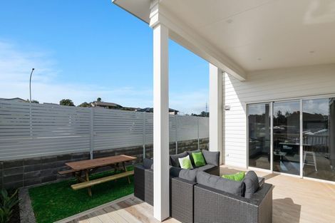 Photo of property in 54 Ainslee Street, Highlands Park, New Plymouth, 4312