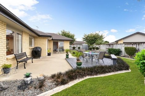 Photo of property in 53 Farringdon Avenue, Rototuna North, Hamilton, 3210