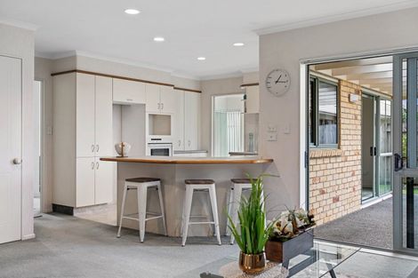 Photo of property in 9 Crichton Terrace, Mount Maunganui, 3116