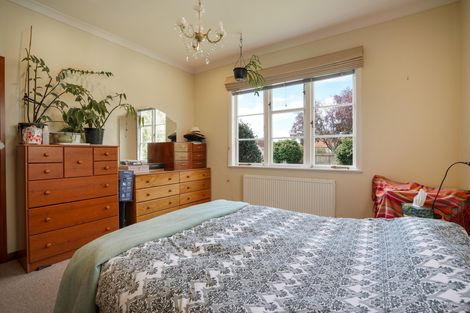 Photo of property in 20 Ihle Street, Terrace End, Palmerston North, 4410