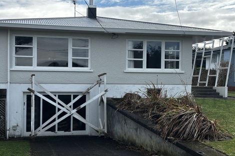 Photo of property in 92 Brois Street, Frankleigh Park, New Plymouth, 4310