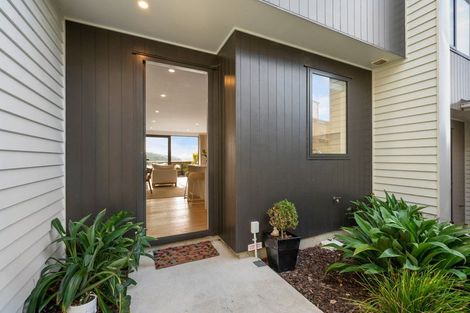 Photo of property in 10/52 High Street, Island Bay, Wellington, 6023