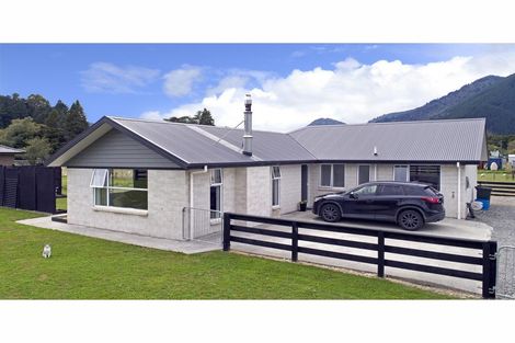 Photo of property in 11 Robertson Mill Place, Rai Valley, 7194