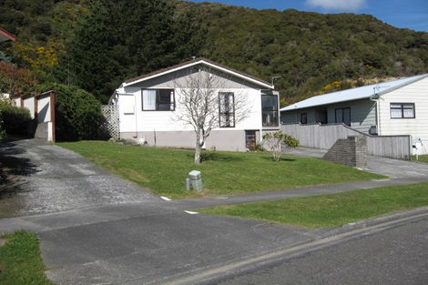 Photo of property in 60 Antrim Crescent, Wainuiomata, Lower Hutt, 5014