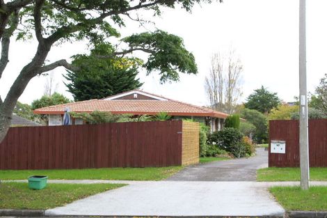 Photo of property in 2/47 Howe Street, Howick, Auckland, 2014