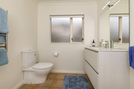 Photo of property in 29 Avion Terrace, Raumati Beach, Paraparaumu, 5032