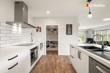 Photo of property in 103 Severn Street, Green Island, Dunedin, 9018