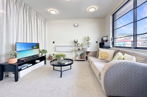 Photo of property in 208/3 Roxburgh Street, Mount Victoria, Wellington, 6011