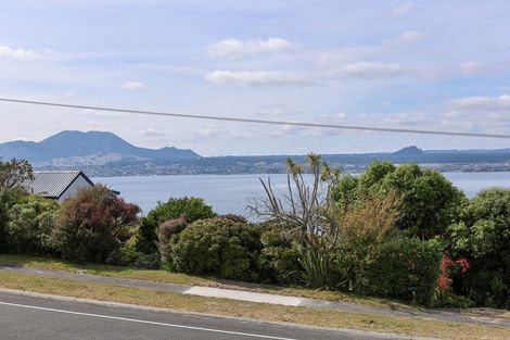 Photo of property in 96 Wakeman Road, Acacia Bay, Taupo, 3330