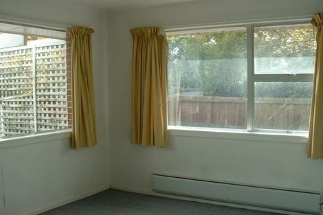 Photo of property in 25 Kent Lodge Avenue, Avonhead, Christchurch, 8042