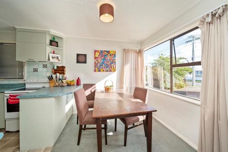 Photo of property in 21 Ramanui Avenue, Hawera, 4610