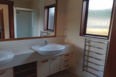 Photo of property in 30 Ngahere Drive, Horahora, Whangarei, 0110